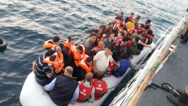 Avrupalılara göre en büyük sorun göçmenler