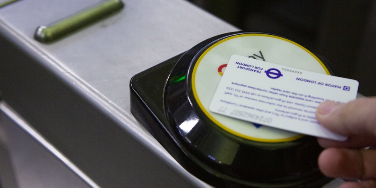 Londra'da toplu taşıma ücretlerine zam