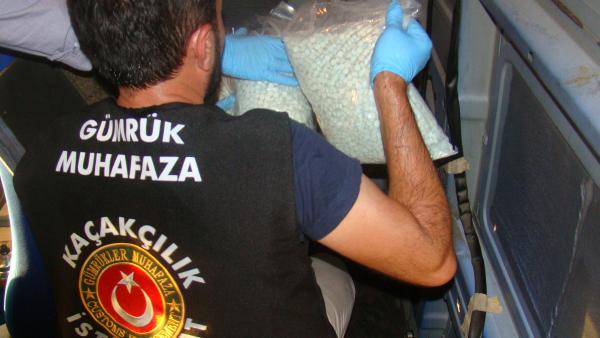 Almanya'dan yüklenen tırda uyuşturucu yakalandı