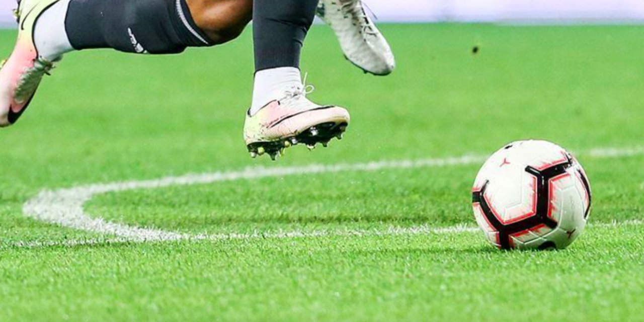 Ünlü futbolcu için için flaş iddia! Ukrayna ordusuna katılabilir