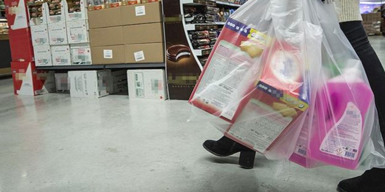 Belçika'da marketlerden Rus malları kaldırılıyor