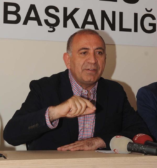 Gürsel Tekin: Merkel gibi Başbakan istiyoruz