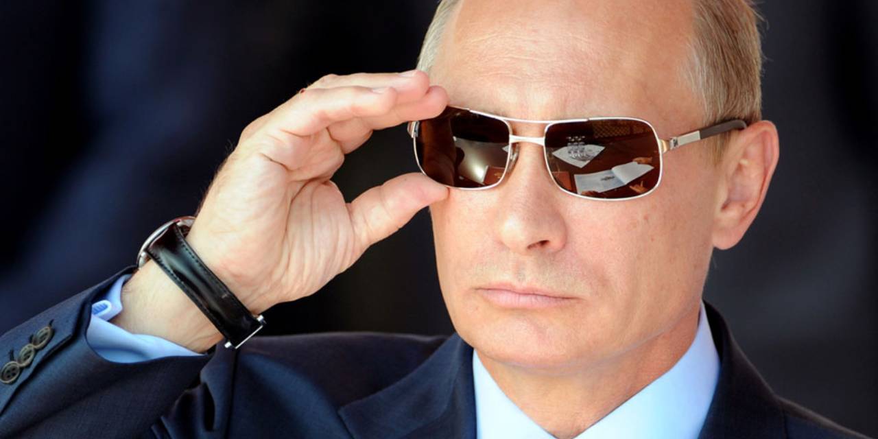İsveç'te Putin'in fotoğrafı olan kadın hakkında soruşturma başlatıldı