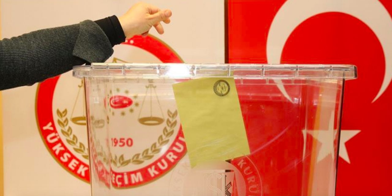 İki gün önce Kılıçdaroğlu'nu ziyarete gitmişti! Ünlü anketçi, son seçim anketi sonuçlarını paylaştı