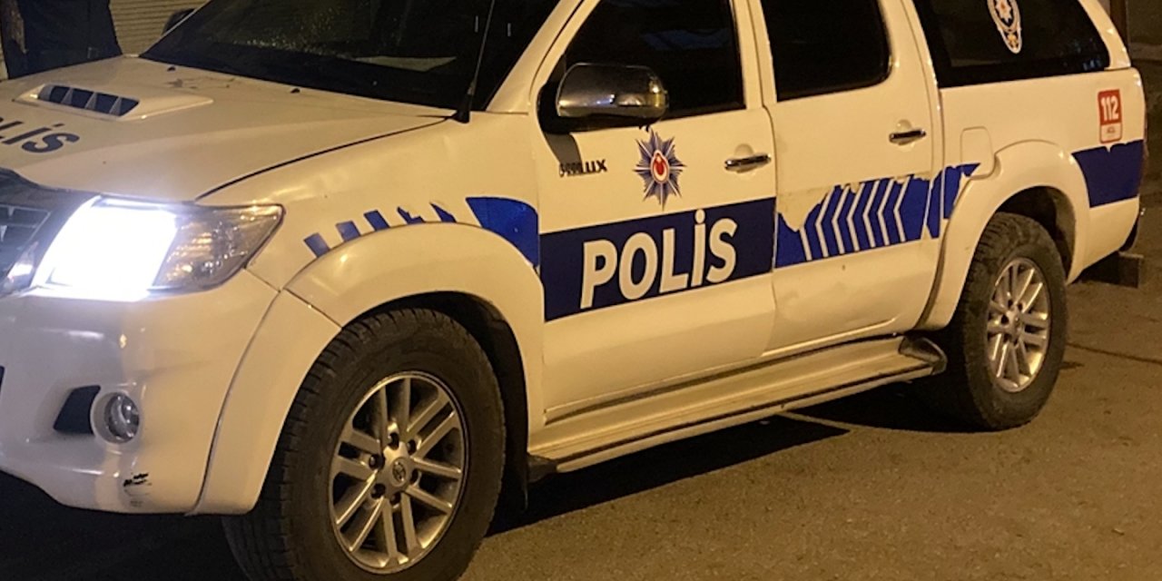 Interpol tarafından aranan kişi Antalya'da yakalandı
