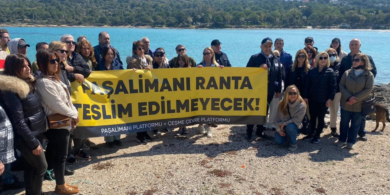Çeşme Paşalimanı Koyu betonlaşma tehlikesi protesto edildi