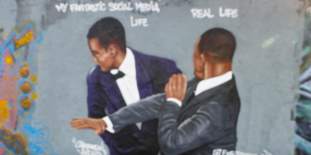 Almanya'da grafiti sanatçısı Will Smith'in tokadını çizdi