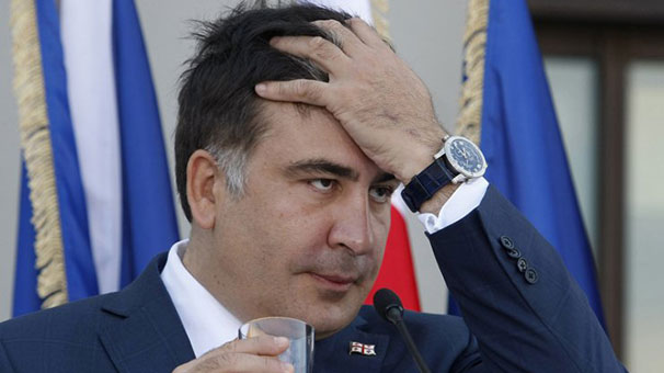 Eski cumhurbaşkanı vatandaşlıktan çıkarılıyor