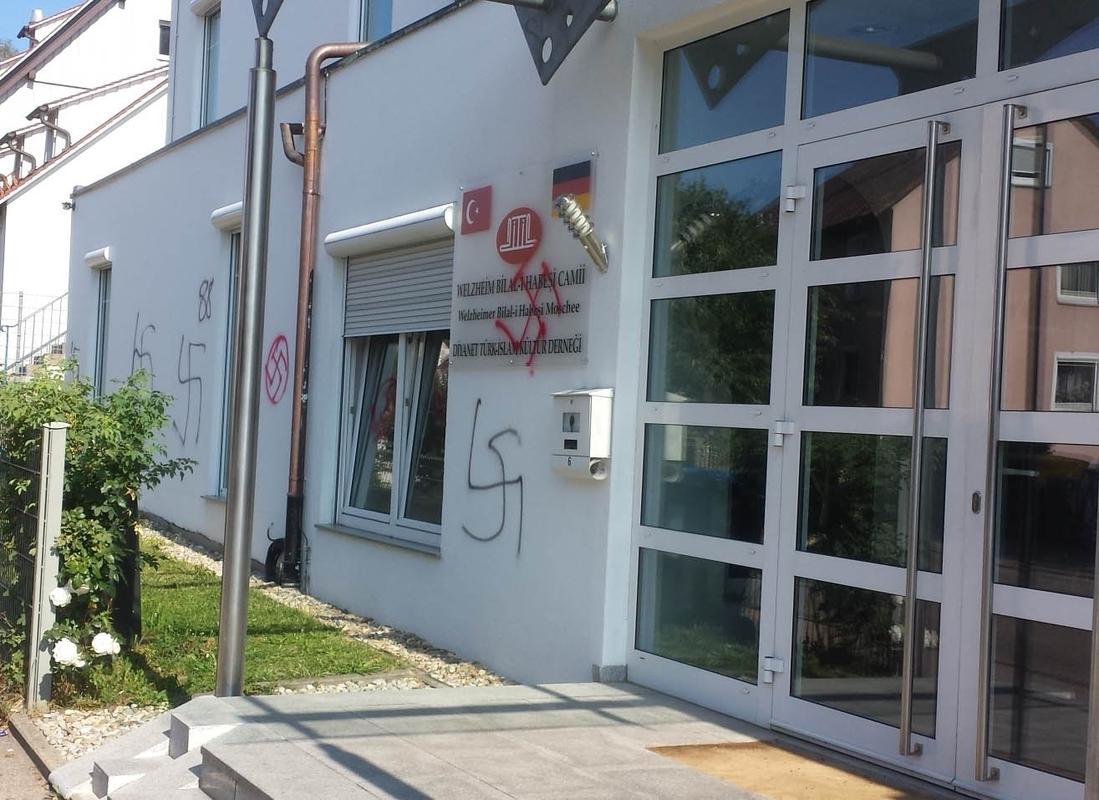 Almanya’da göçmenlere saldırı sayısı: 1.305