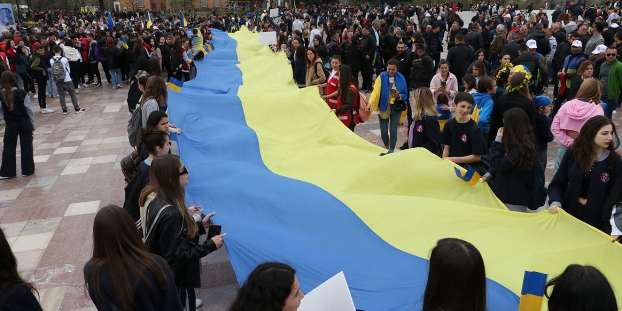 Arnavutluk'ta Ukrayna'ya destek gösterisi