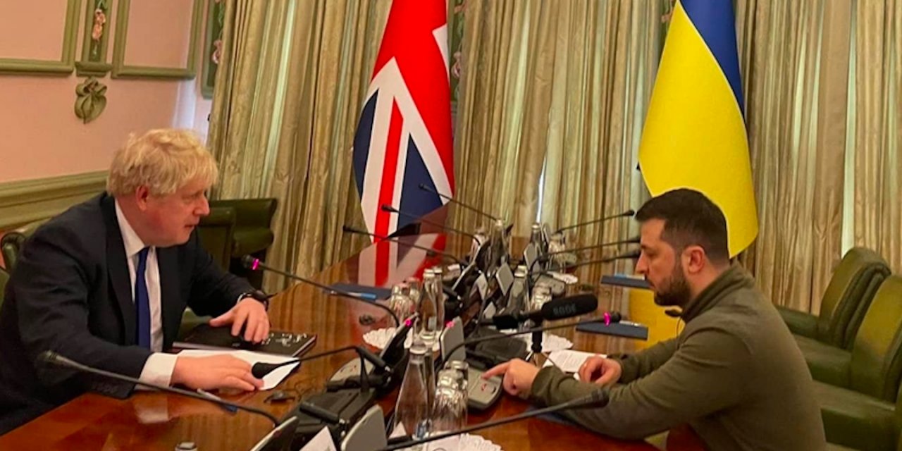 Johnson, Kiev'de Zelenskiy ile görüştü