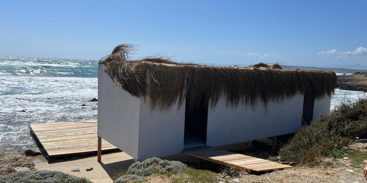 Çeşme Altınkum plajı talanı son hızla devam ediyor!