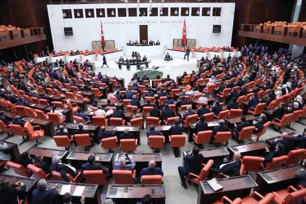 Yurt dışında yerleşik 15 milletvekili geliyor