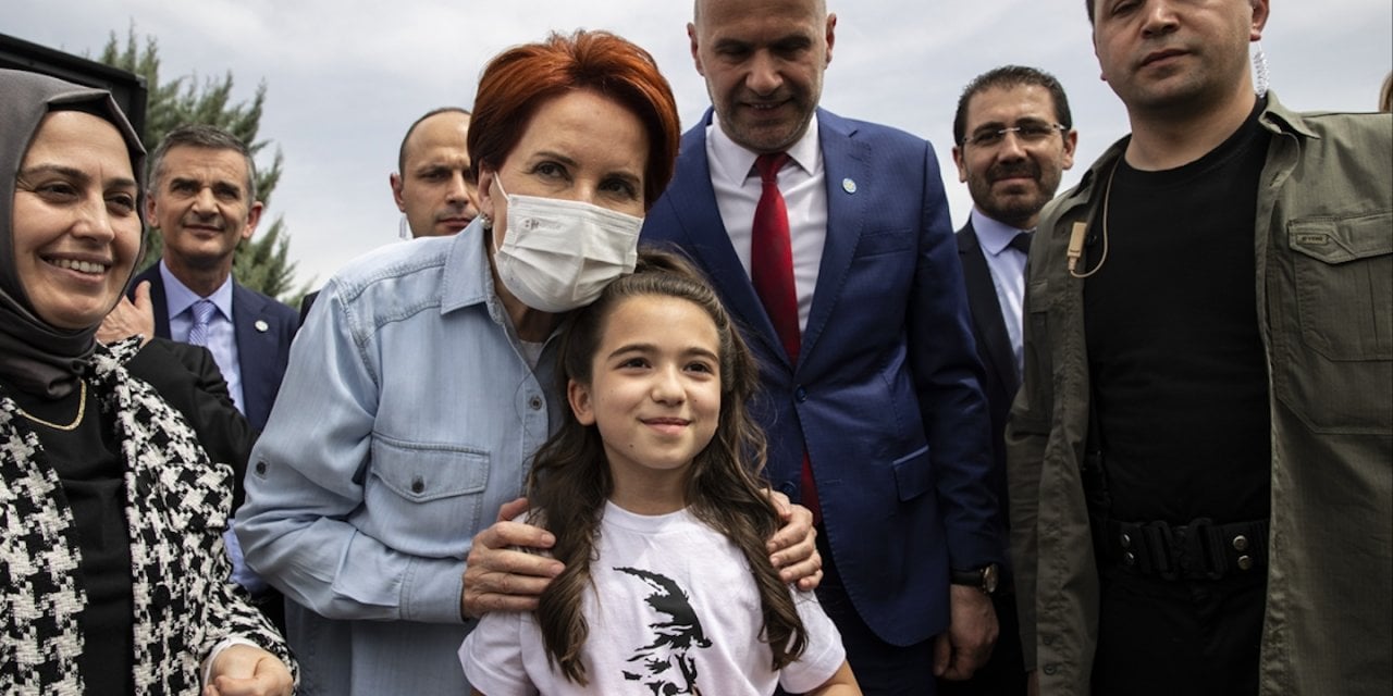 Meral Akşener’den Anıtkabir paylaşımı