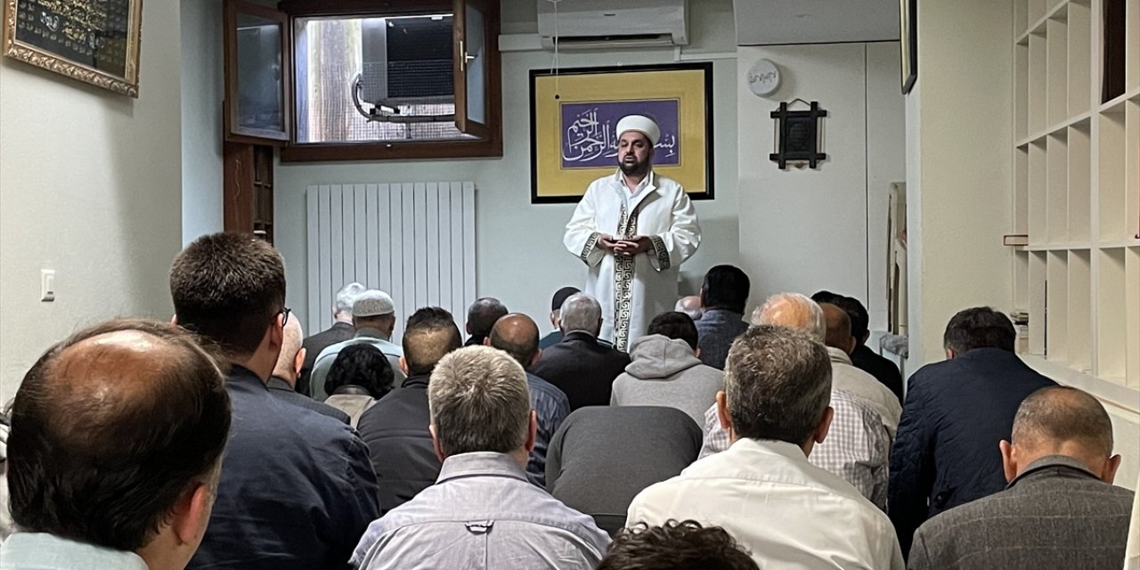 İsviçre'de Ramazan Bayramı namazı kılındı