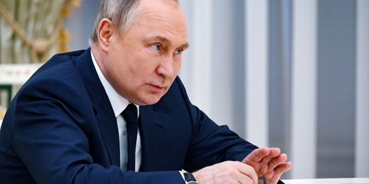Putin ve Macron “Ukrayna ve küresel gıda güvenliğini” görüştü
