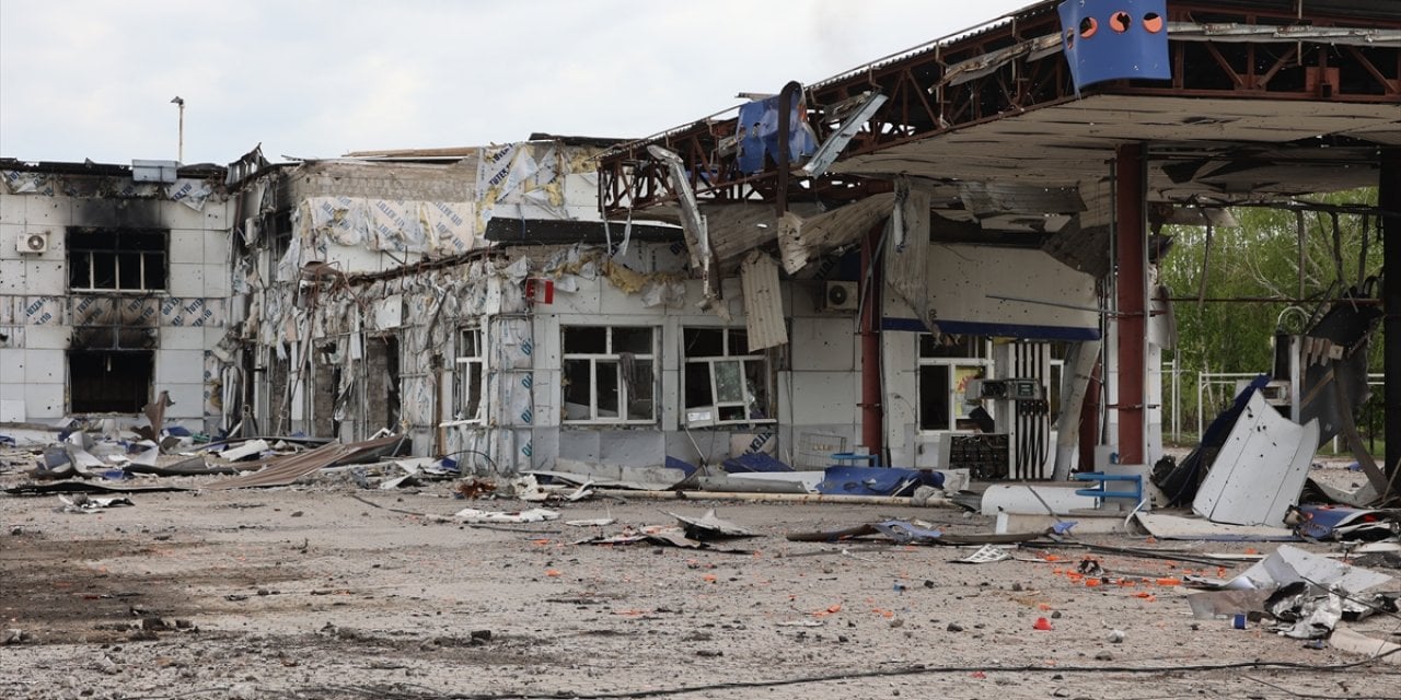 Ukrayna: Rusya, Kırım’a karadan koridor açmak için doğudaki saldırılarını sürdürüyor