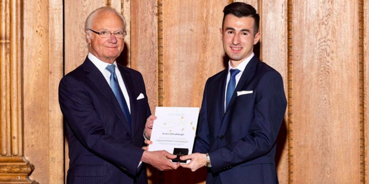 İsveç'te Türk gencine Kral Carl 16. Gustaf'ın elinden liderlik diploması