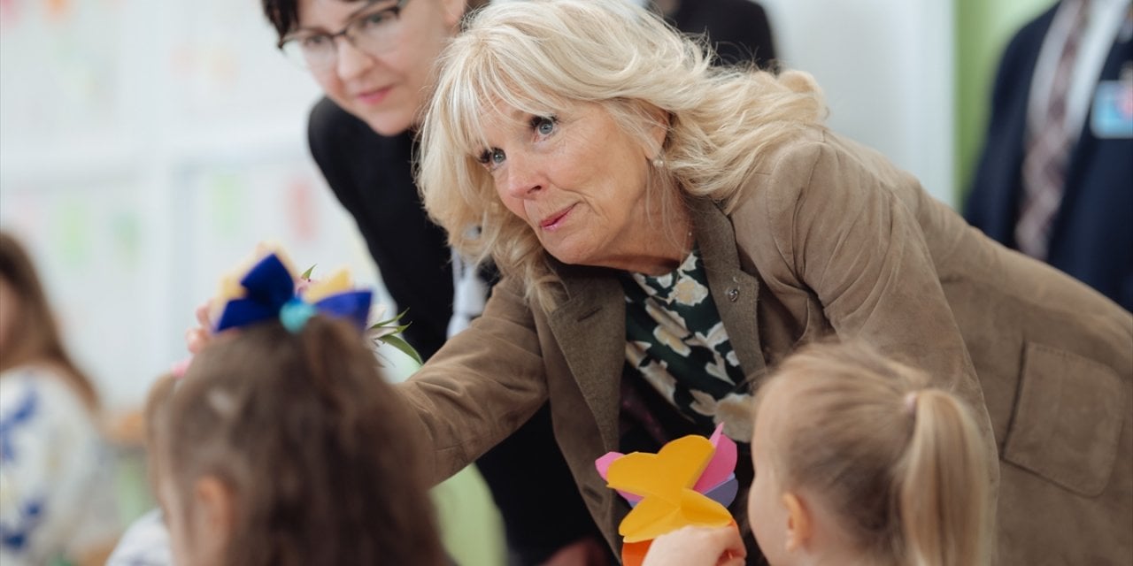 Biden'ın eşi Jill Biden'dan Ukrayna'ya sürpriz ziyaret
