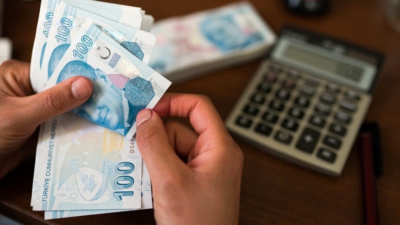 YouTuberlar ve 840 bin esnafa vergi istisnası getirildi