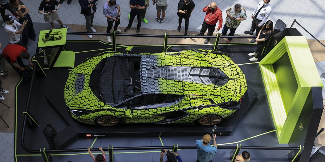 LEGO'nun gerçek boyutlu Lamborghini Sian FKP 37 modeli İstanbul'da