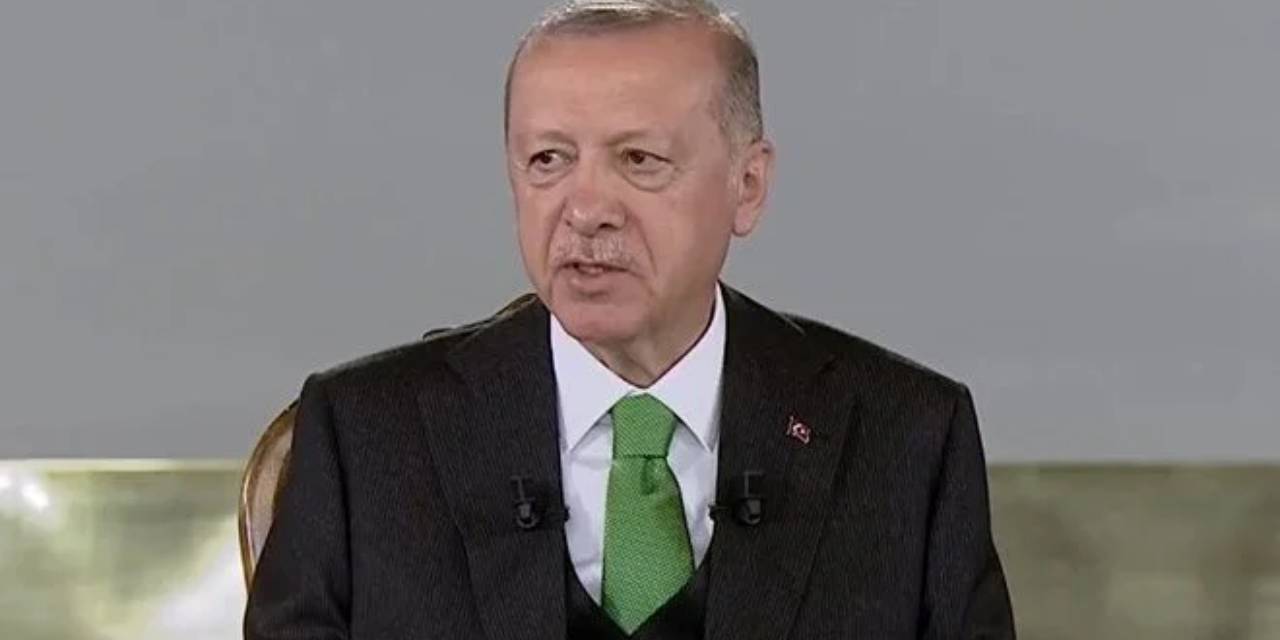 Erdoğan: Hem suluda, hem sigarada vergileri devamlı artırıyoruz; aç sefil geziyor, rakıyı, birayı almaktan geri durmuyorlar