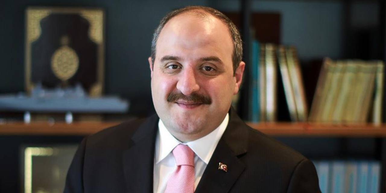Bakan Varank'tan Berlin'de Alman şirketlere yatırım çağrısı