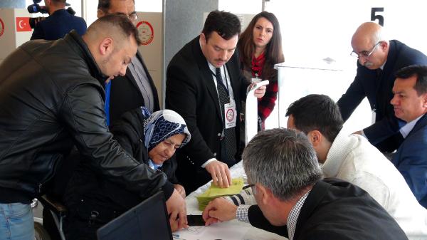Almanya'da Türk başkonsoloslukları bu hafta sonu açık