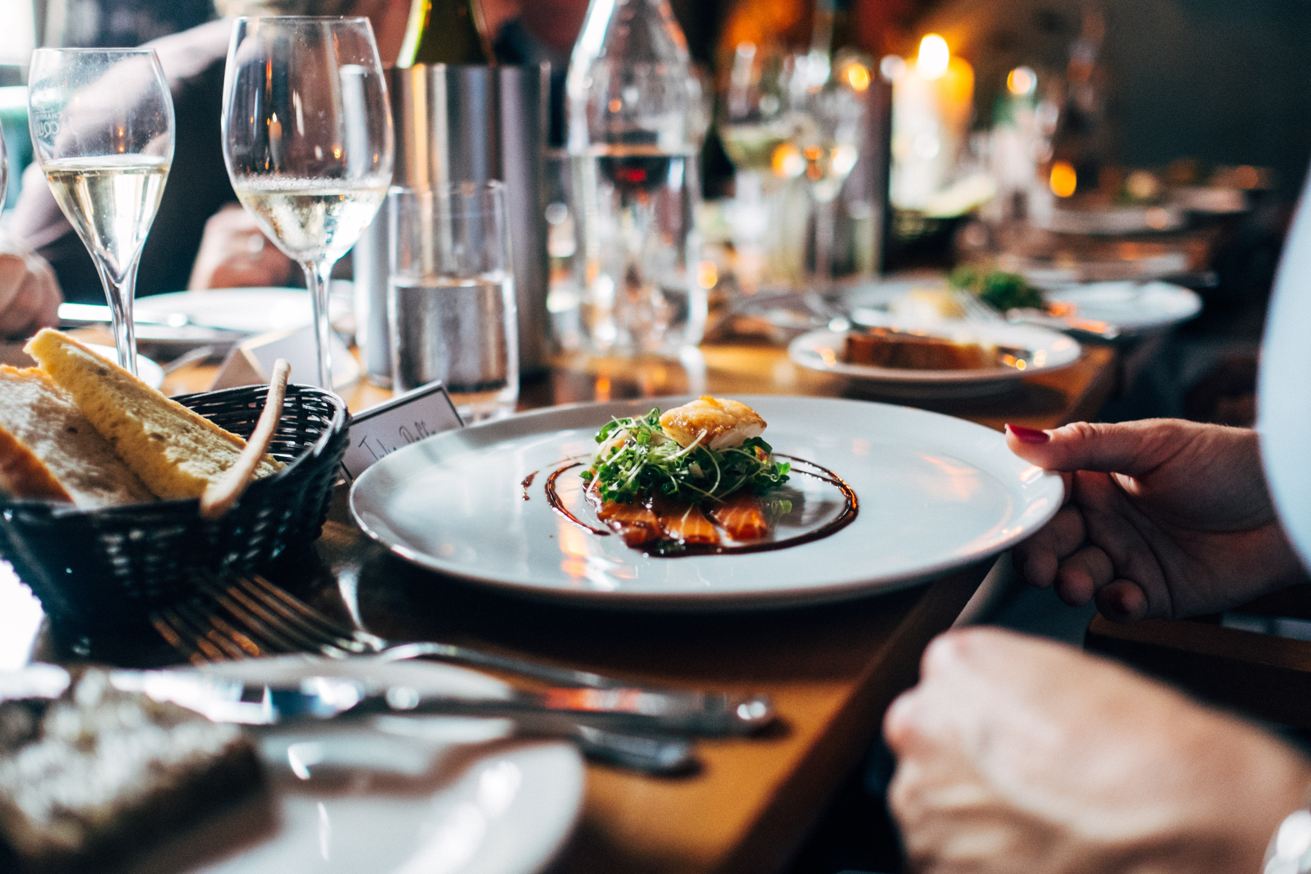 Türkiye'de cücelerin çalıştığı restoran açılıyor