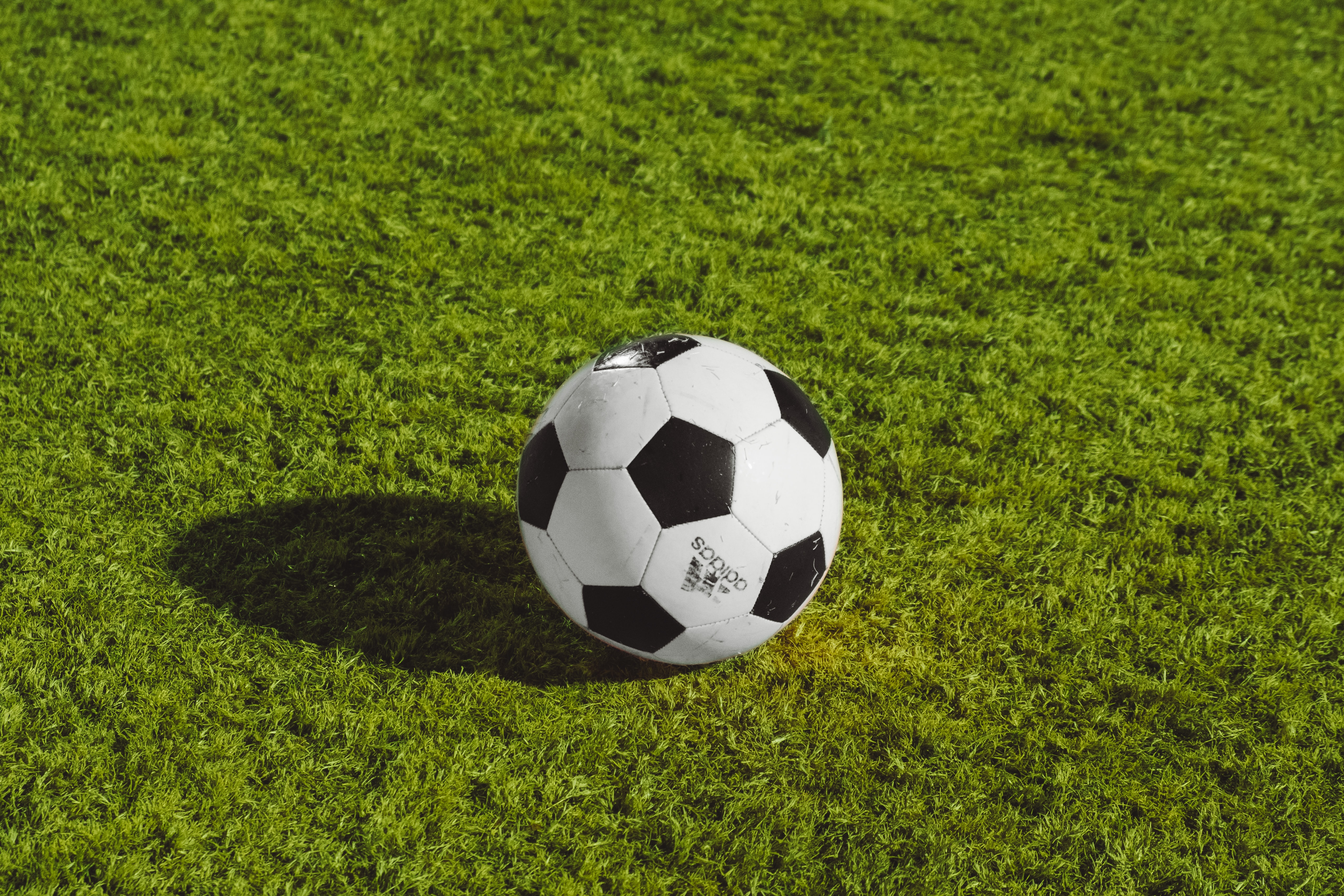 Ünlü futbolcu 3,8 milyon Euro ödeyerek hapse girmekten kurtulacak