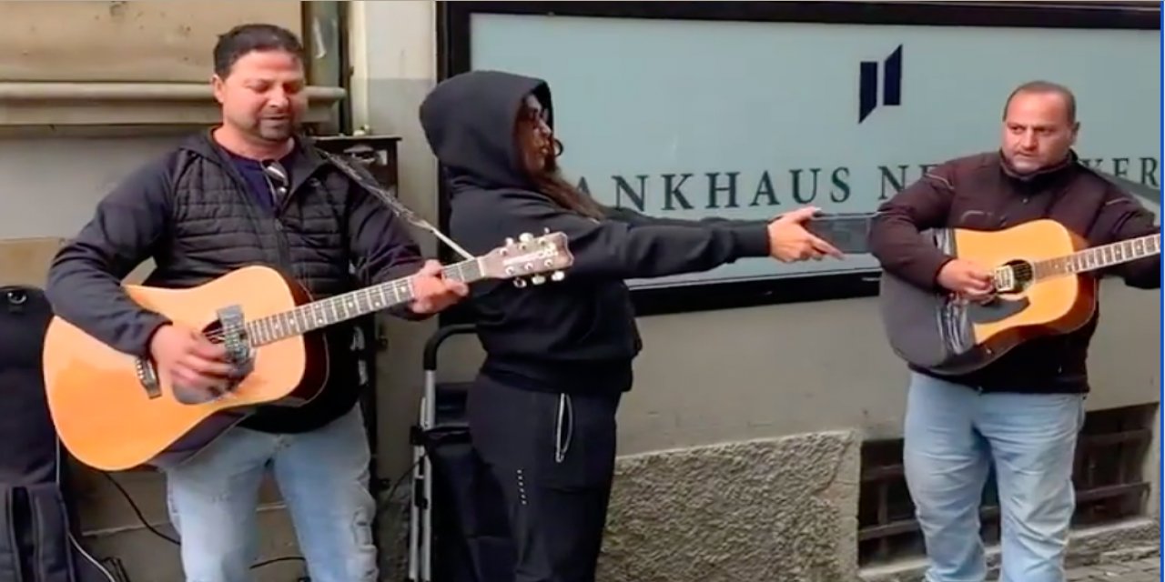 Hülya Avşar Almanya sokaklarında şarkı söyleyip, para topladı