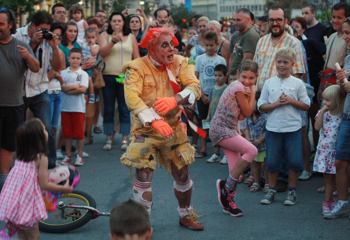 Sırbistan'da sokak çalgıcıları festivali