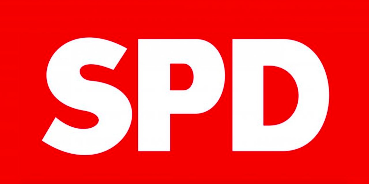 Türk eşi Zübeyde’nin harcamaları gündem olmuştu! Frankfurt Belediye Başkanı Peter Feldmann'dan 'istifa' açıklaması