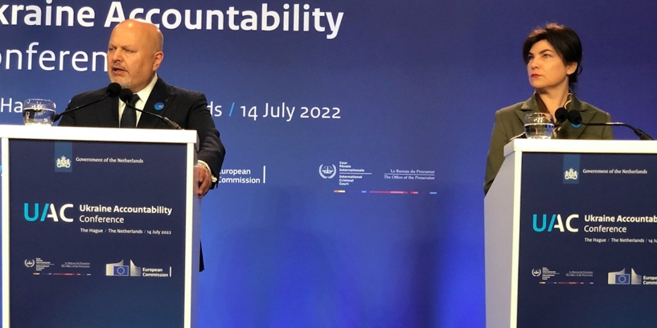 Lahey'de "Ukrayna'daki Suçların Hesabının Sorulması" başlıklı konferans düzenlendi