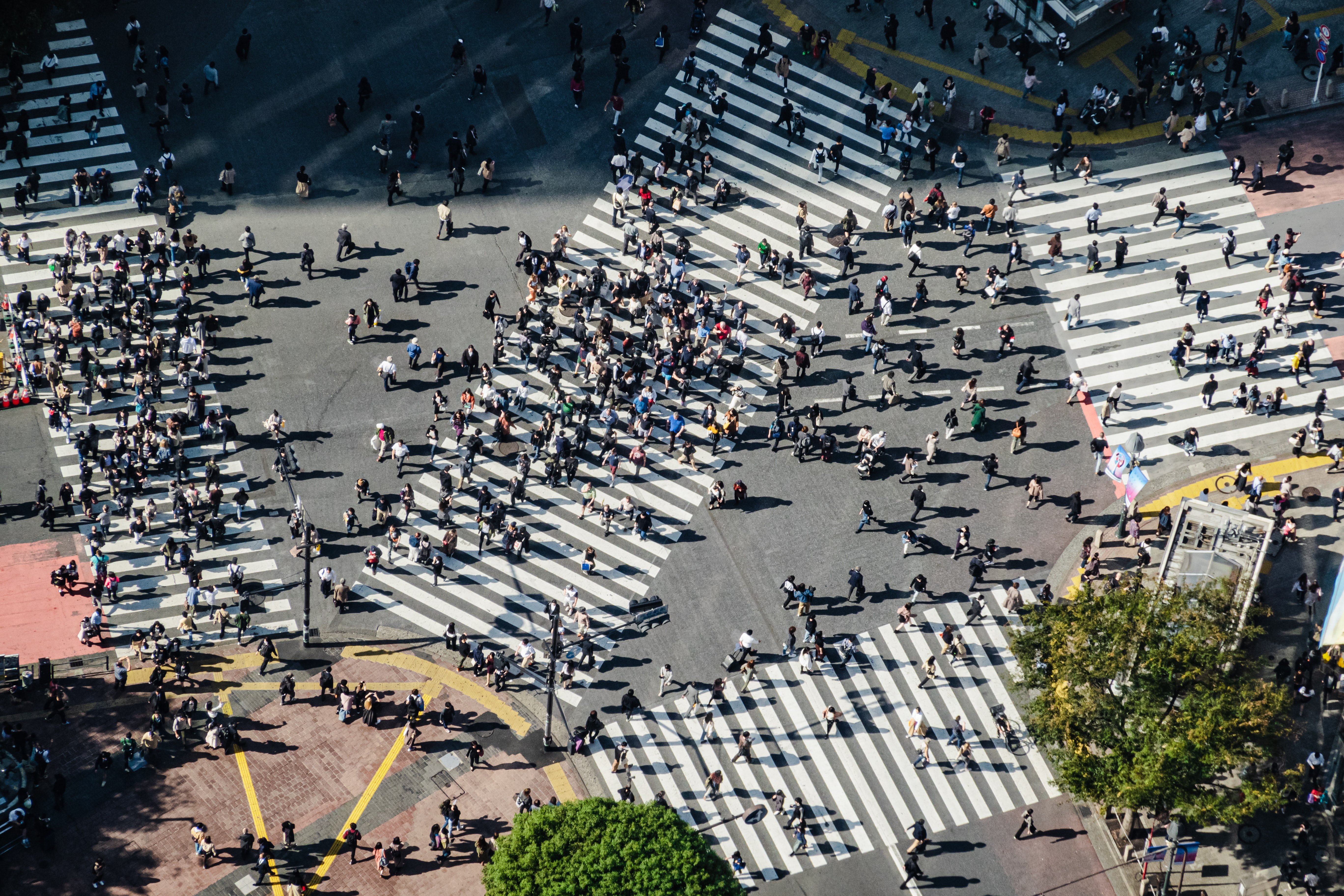 Japonya'da günlük Kovid-19 vaka sayısı 5 ay sonra yeniden 100 binin üzerinde