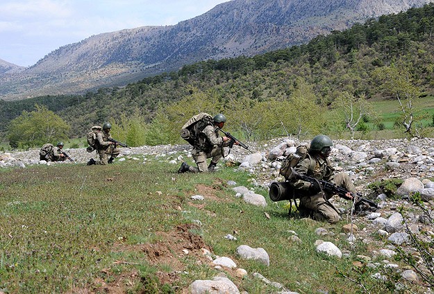 El Mundo: Türkiye’de havada savaş kokusu var