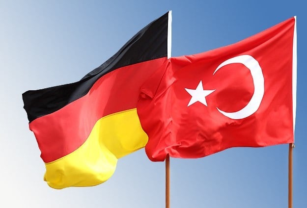 Almanya: Türkiye kendisini savunuyor