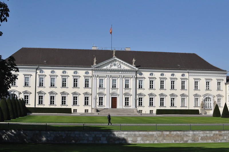 Almanya Cumhurbaşkanlığı Sarayı’nın ışıkları tasarruf için söndürülecek