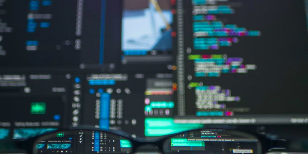 AB, Yunanistan'daki dinleme skandalında derinlemesine soruşturma bekliyor