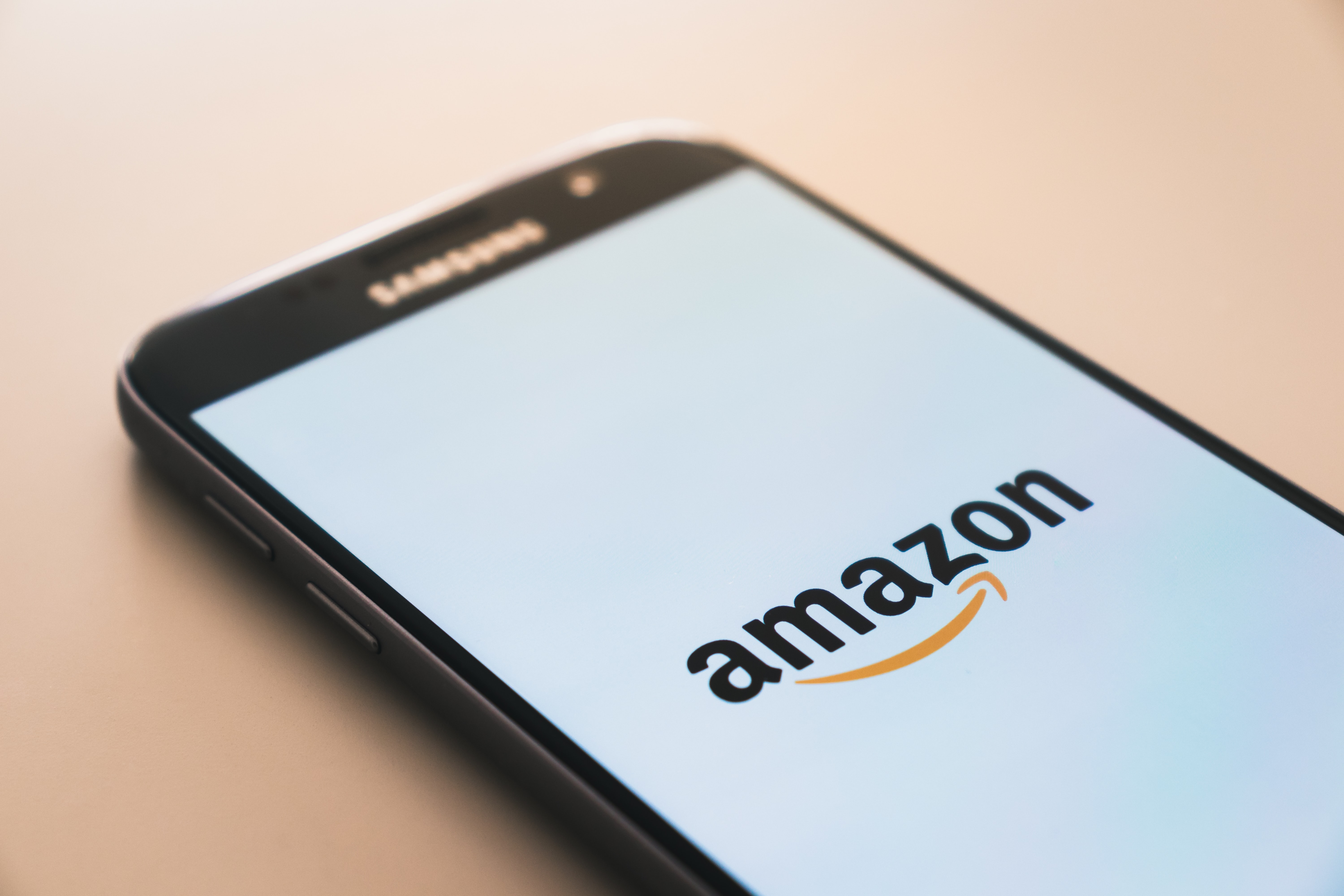 Amazon'da yasa dışı silah ticareti yapıldığı ortaya çıktı