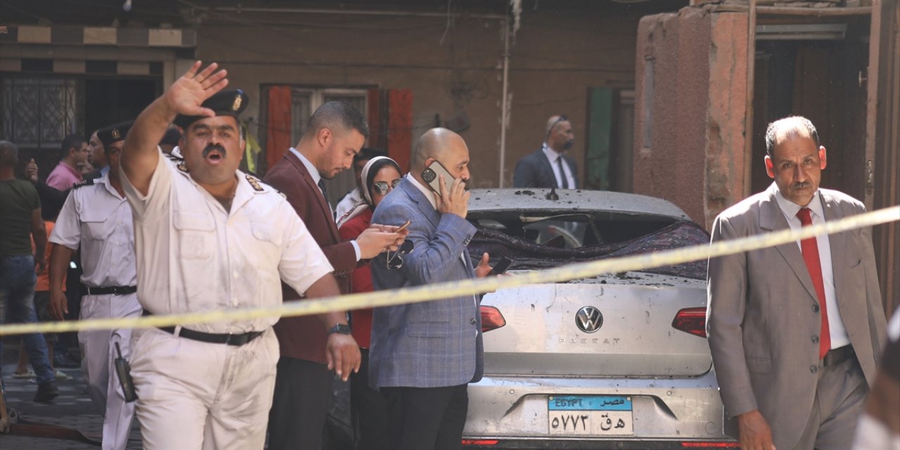 Mısır'daki kilise yangınında 41 kişi öldü