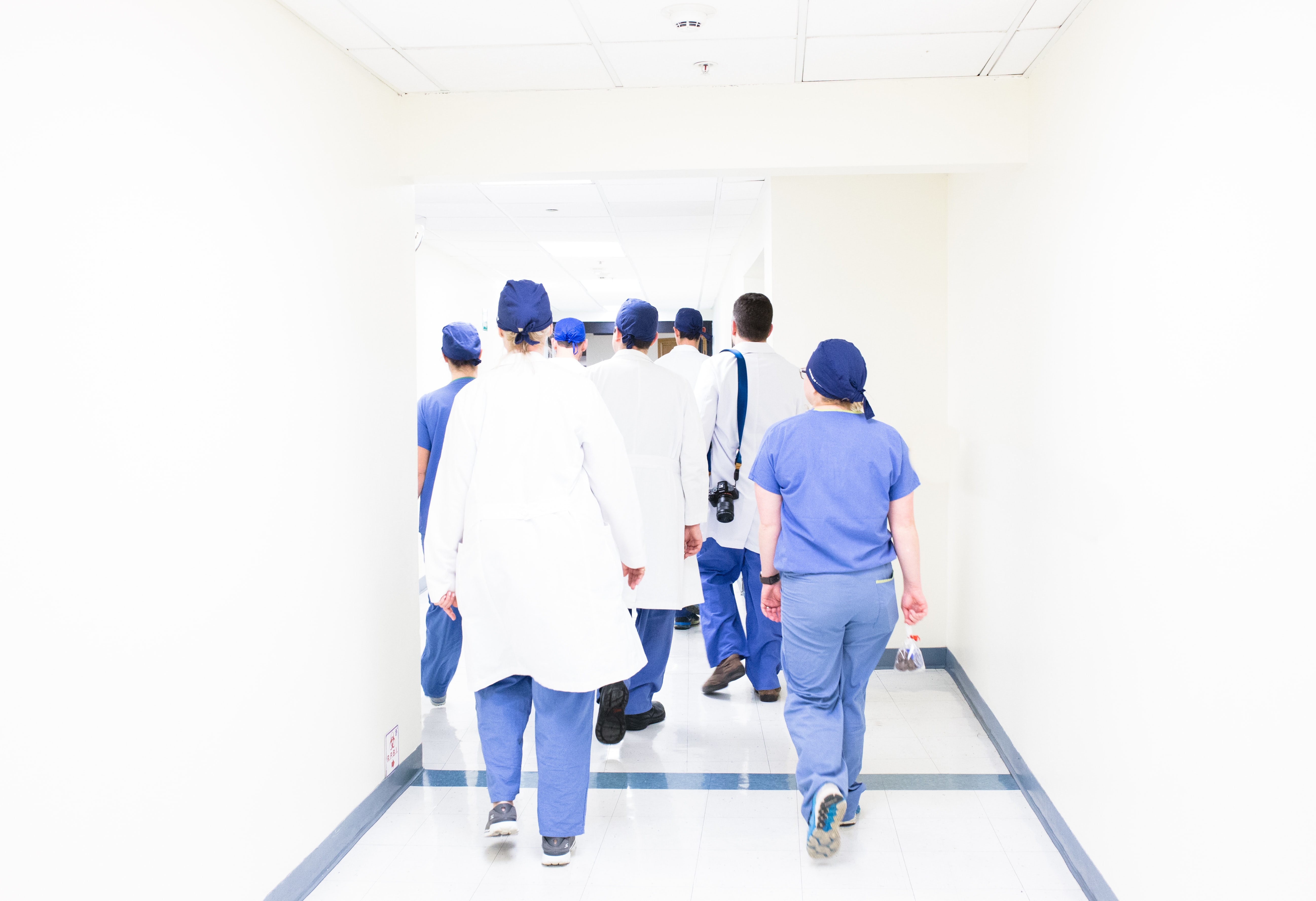 Karındaki şah damarı yırtılan gurbetçiyi Türk doktorlar iyileştirdi