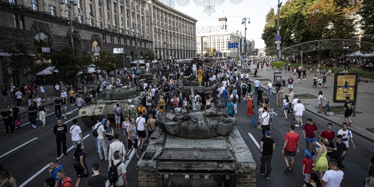 ABD'nin Kiev Büyükelçiliği, vatandaşlarına Ukrayna'dan ayrılmaları çağrısı