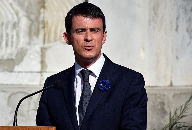 Fransa Başbakanı Valls: Platini'ye güvenim tam
