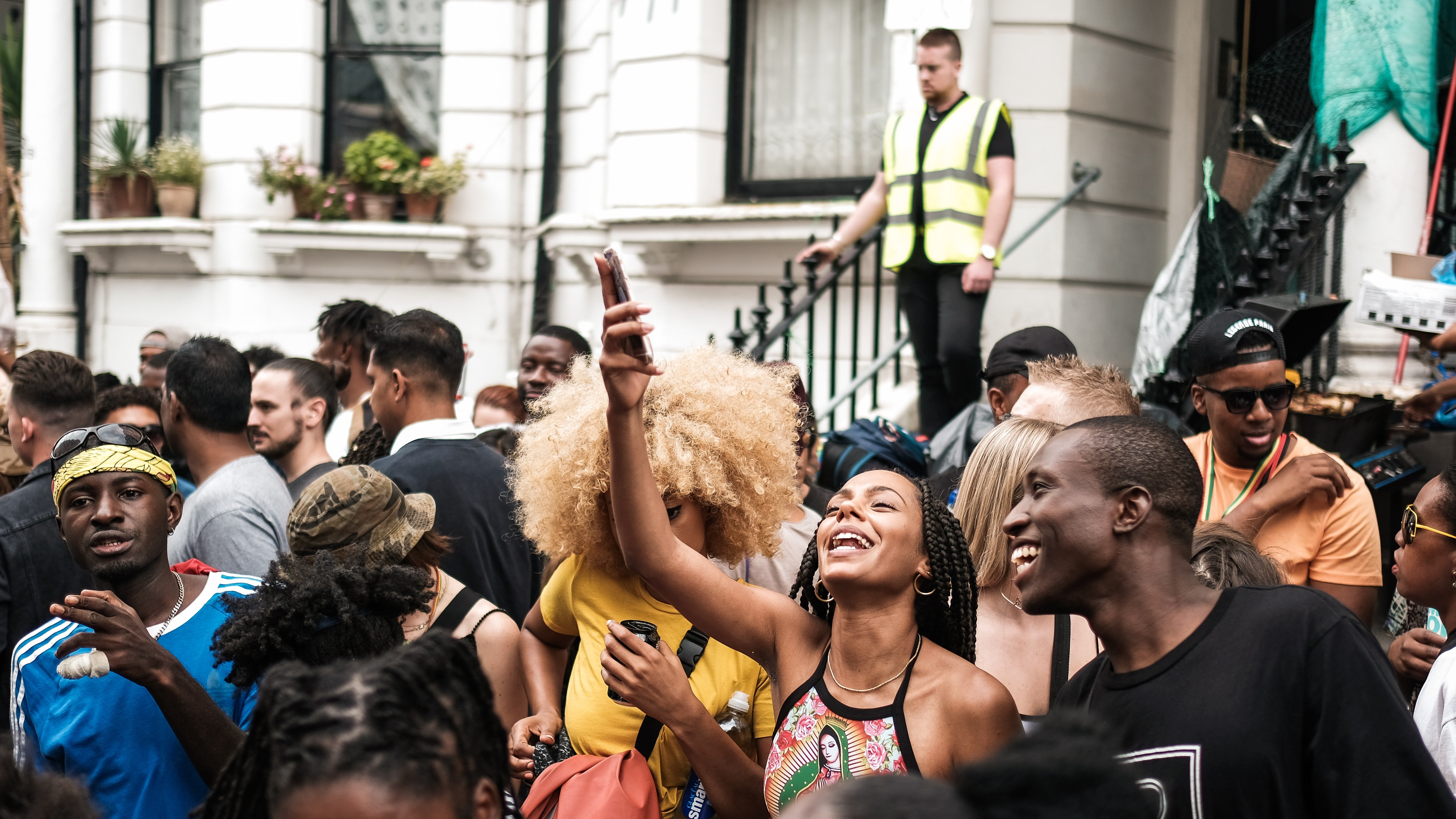 İngiltere'de iki yıl aradan sonra "Notting Hill Karnavalı" düzenlendi
