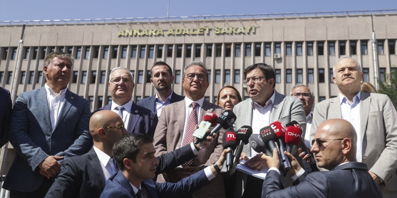 Eski SPK Başkanı Taşkesenlioğlu hakkında suç duyurusunda bulunuldu