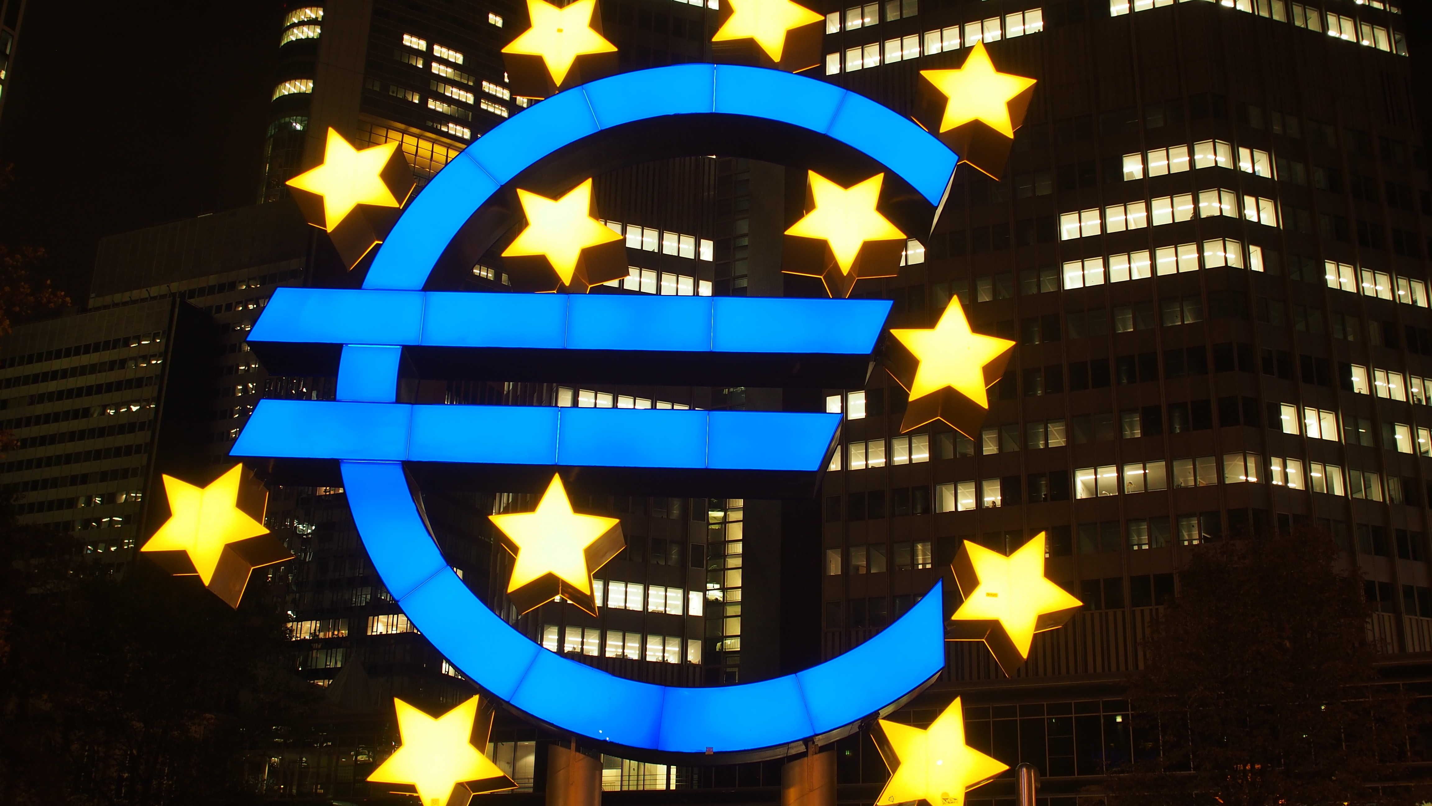 Avrupa Merkez Bankası tarihi dönemeçlerden birine giriyor