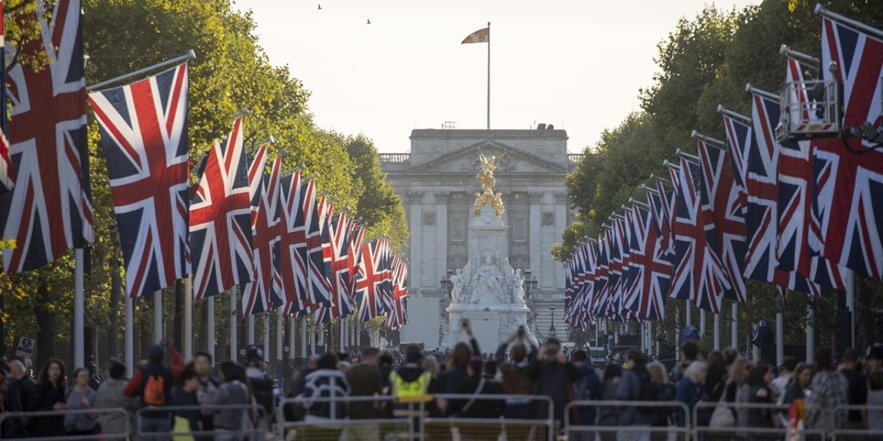 Londra polisinden Kraliçe'nin cenaze töreni için olağanüstü güvenlik önlemi