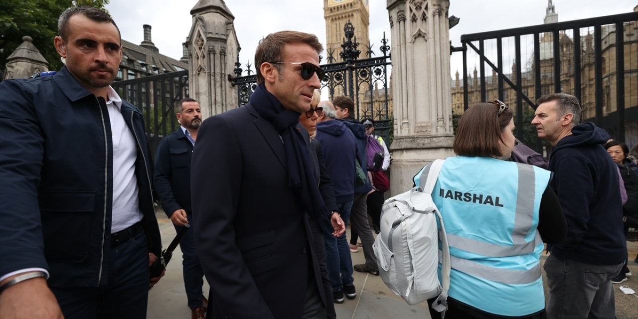 Macron'dan Ukrayna'da ayrılıkçıların düzenlemeyi planladığı referandumlara "parodi" yorumu