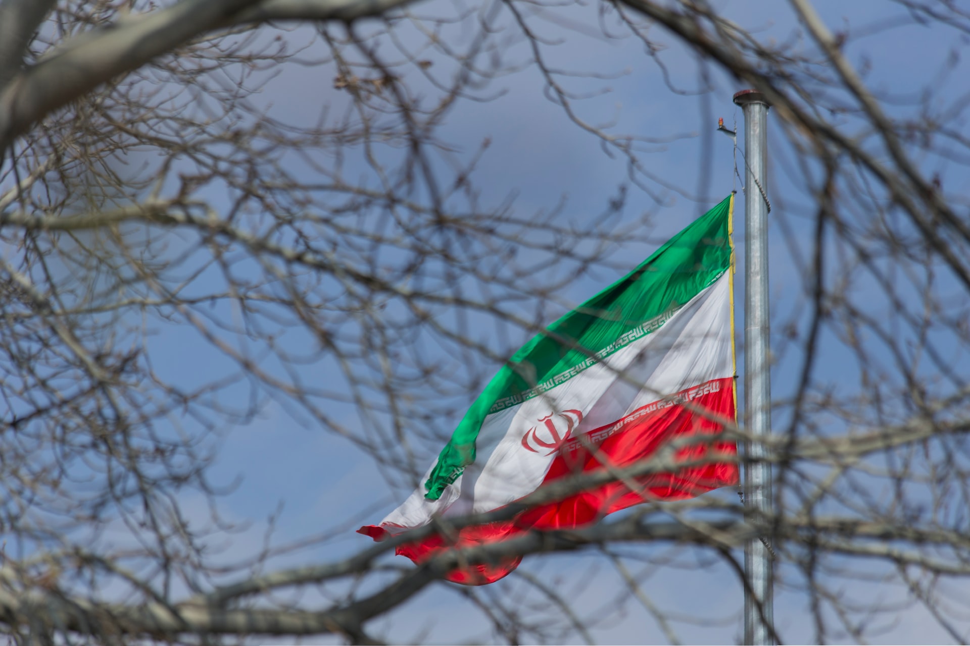 İran'ın Atina Büyükelçiliğine molotofkokteylli saldırı